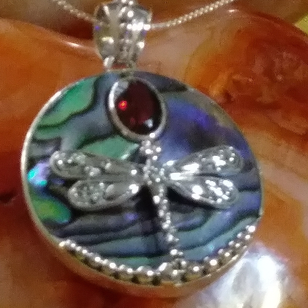 ABALONE, ORISSA GARNET STERLING NECKLACE. 18" 22" CHAIN/ (23/115/5545)